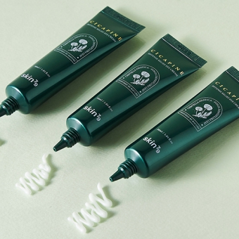 SKIN79 Regenerujący krem pod oczy Cica Pine Intense Relief Eye Cream 30ml